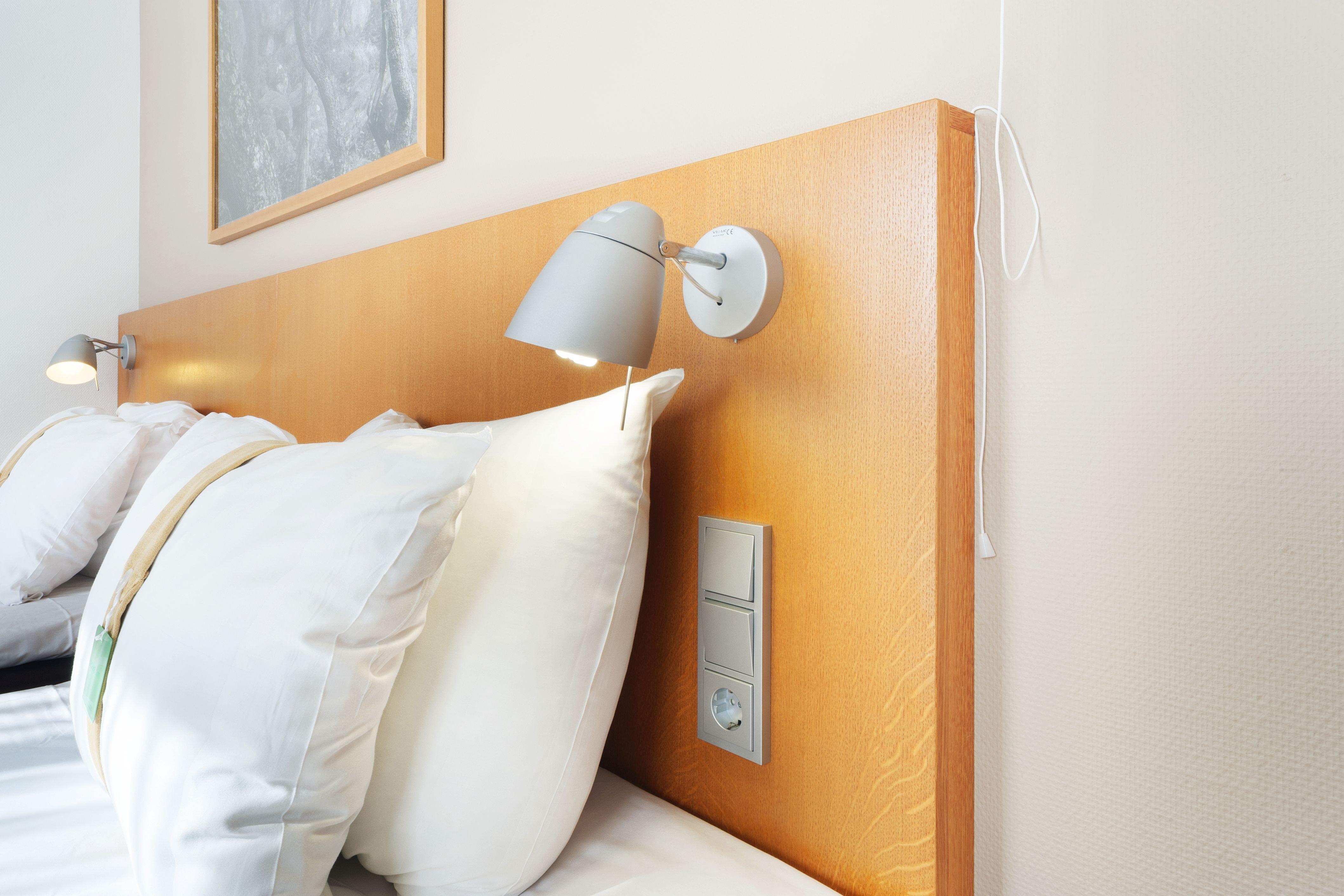 Holiday Inn Helsinki-Vantaa Airport By Ihg Exterior foto