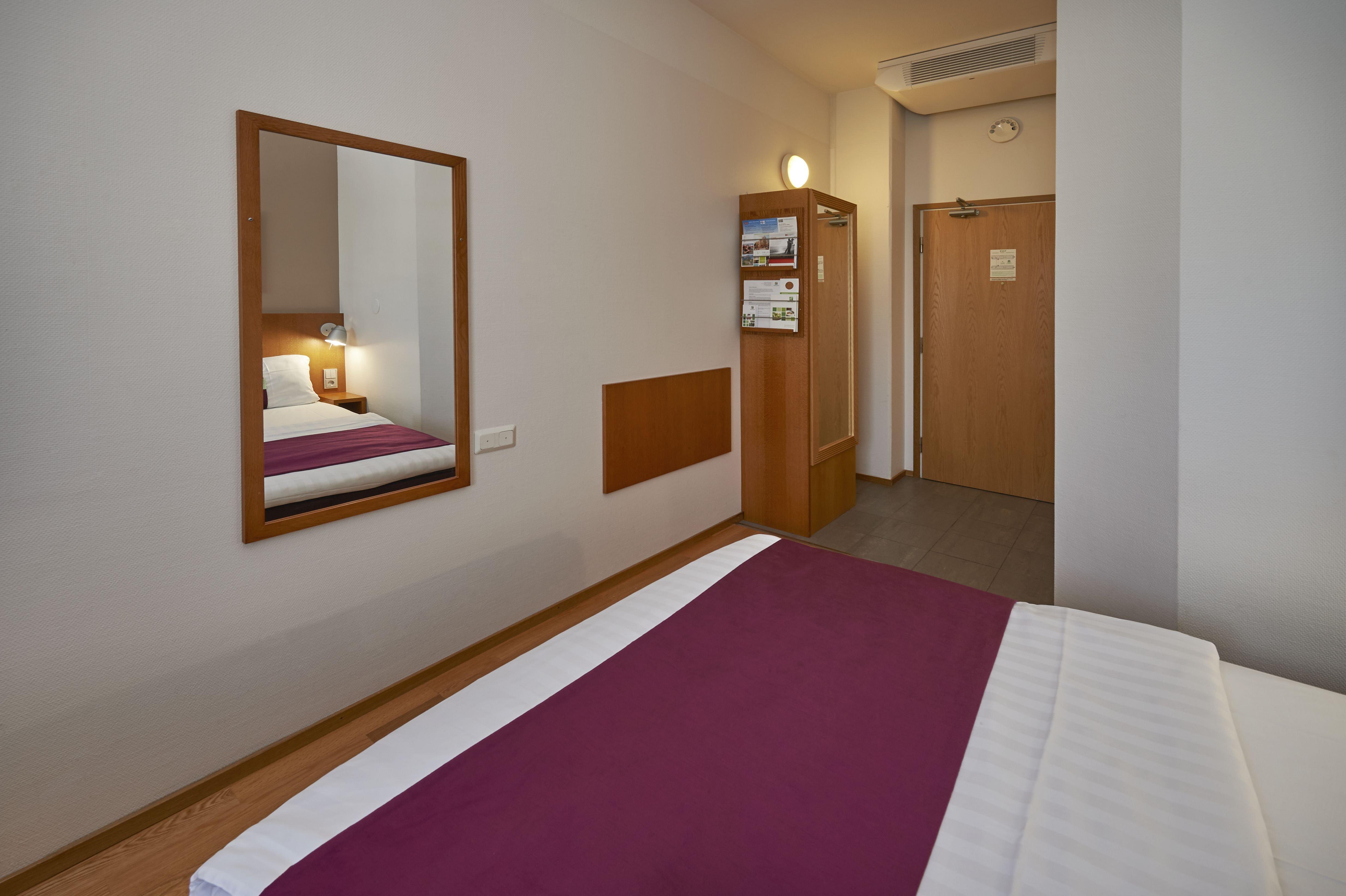 Holiday Inn Helsinki-Vantaa Airport By Ihg Exterior foto