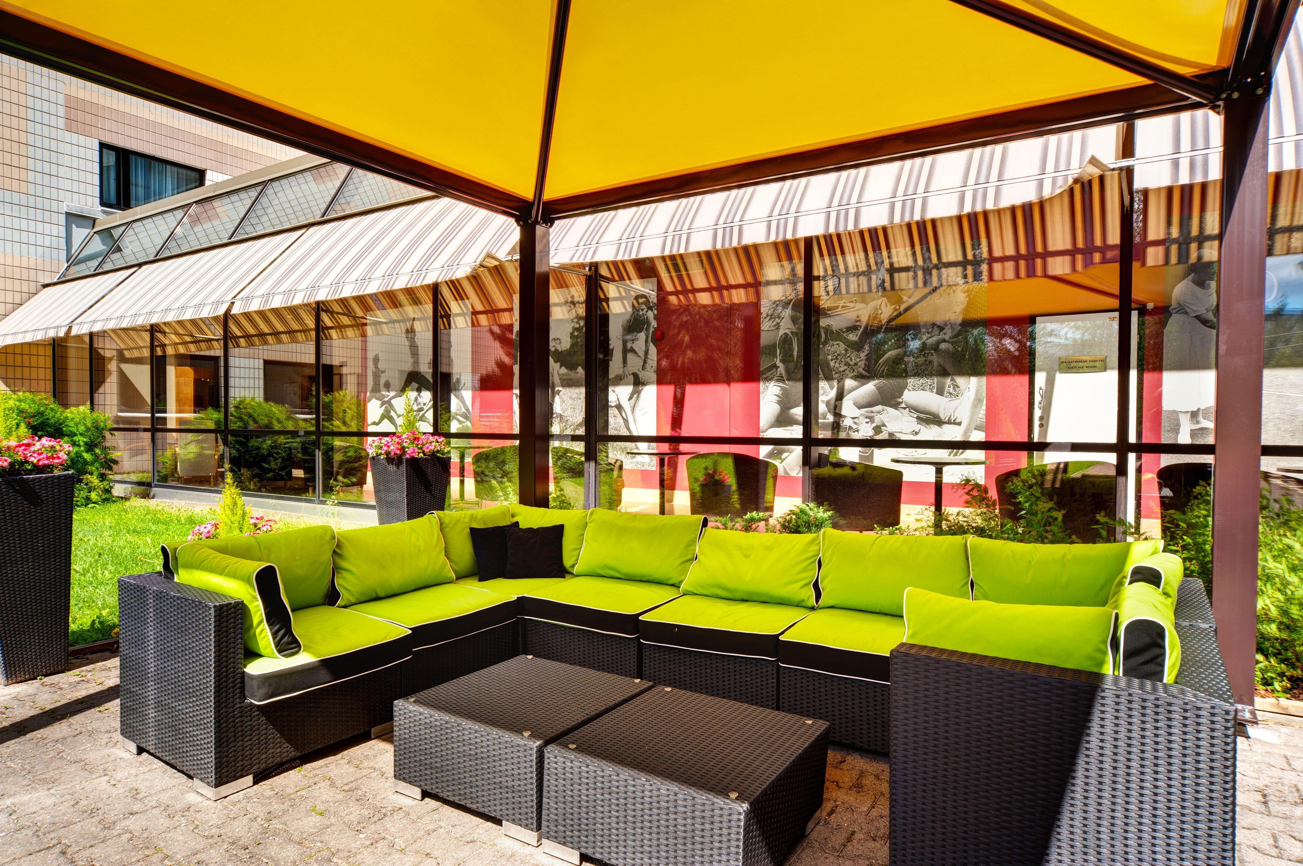 Holiday Inn Helsinki-Vantaa Airport By Ihg Exterior foto